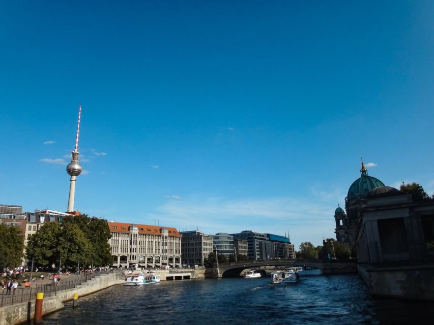 Berlin: 2.5-Hour East Side Boat Cruise with Commentary - Who This Cruise Fits Best (and Who Should Skip It)