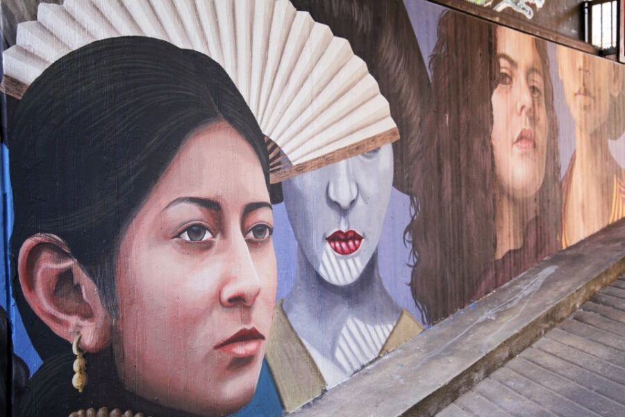 Berlin: 3-Hour Street Art Tour - Entering the Scene: How Guides Turn Paint Into Context