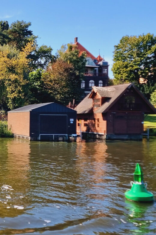 Berlin: 7 Lakes Boat Tour through the Havel Landscape - Glienicke Bridge (Agent’s Bridge): where history crosses the water
