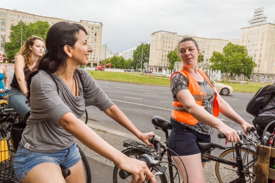 Berlin: Alternative Bike Tour of Kreuzberg & Friedrichshain - Price and value: how $41 stacks up for 3 to 3.5 hours