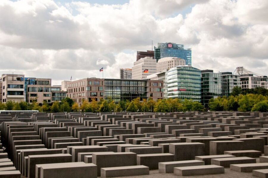 Berlin: City Sightseeing Hop-On Hop-Off Bus Tour - Comfort and weather realities: seats, rain, and headphone hiccups