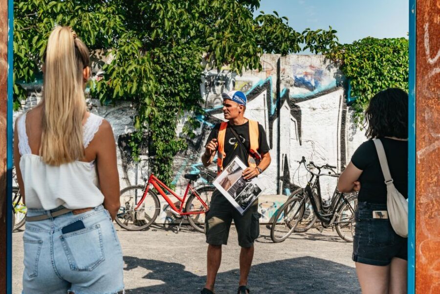 Berlin: Cold War Era History Guided Bike Tour - Getting the most from your guide (without overthinking it)