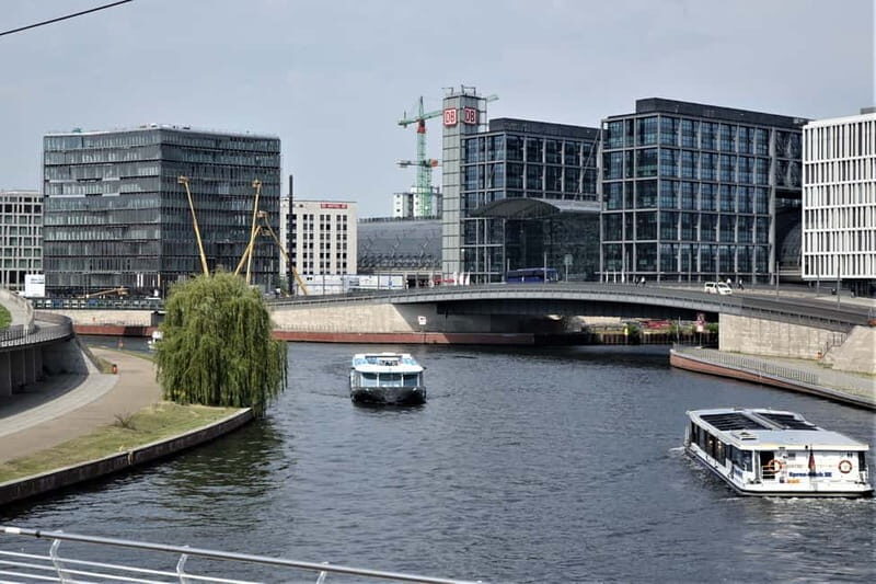 Berlin Combo Package: City Tour & Spree Boat Tour - Main Stops You’ll Use Most: From Shopping Streets to River Views
