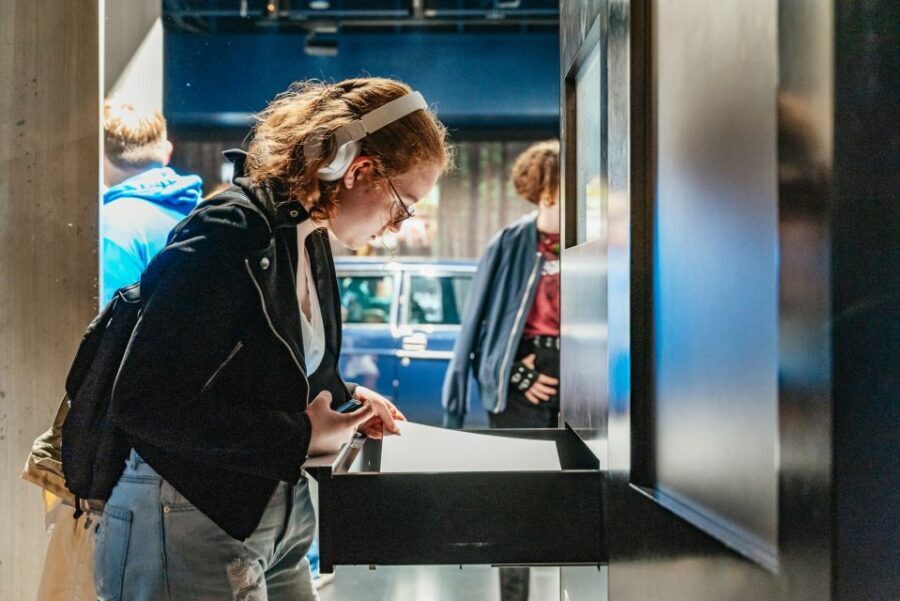Berlin: DDR Museum Tickets - How Long to Plan and When to Go (So You Can Actually Read Things)