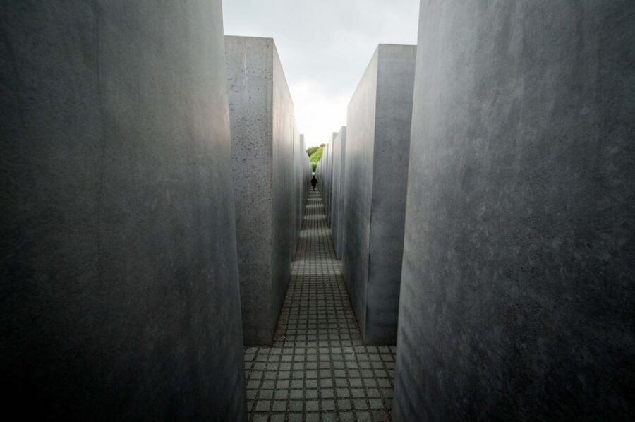 Berlin: Discover Berlin Walking Tour - Quick hits before you go