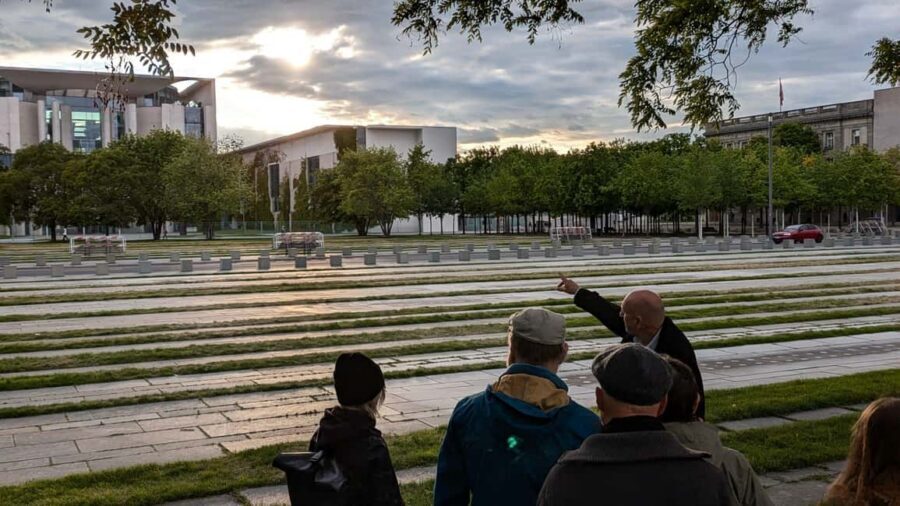 Berlin: Government District around the Reichstag Guided Tour - What you should plan for at the Reichstag entrance (since the guide stops outside)