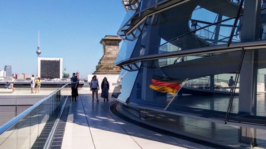 Berlin: Government District Tour and Reichstag Dome Visit - The Chancellery, Embassies, and Parliamentary Buildings: What You’ll Spot on the Walk