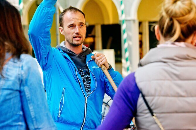 Berlin: Guided Bike Tour to Explore the Highlights - Nikolaiviertel Start: Old-City Feel in a Convenient Launch Point