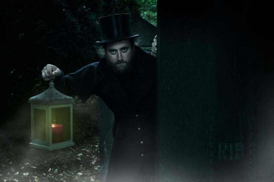 Berlin: Haunted Guided Live Theatre Tour in German - Who this Gruseltour Berlin suits best