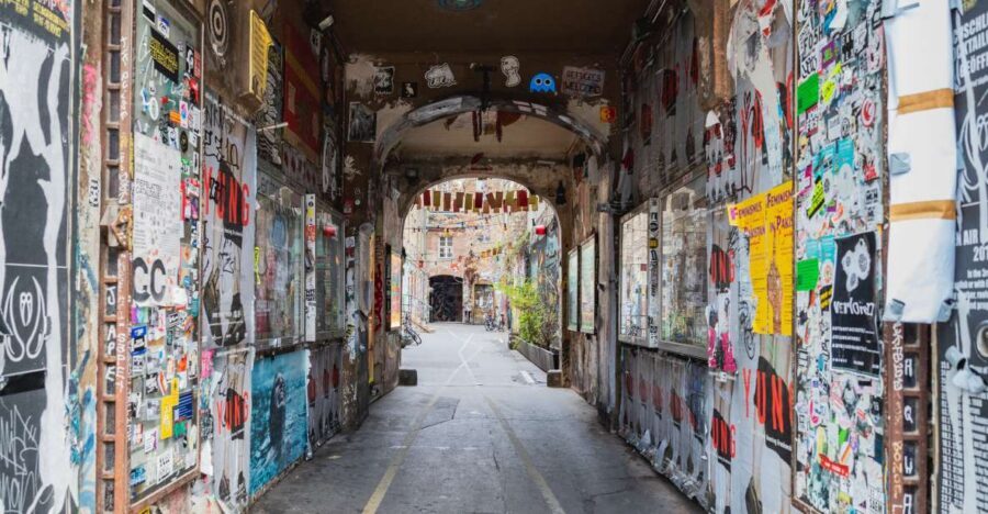 Berlin: Hidden Backyards Guided Walking Tour - Key Courtyard Highlights to Look For