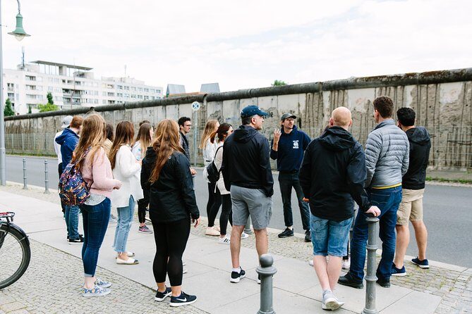 Berlin Highlights: 3-Hour Bike Tour - What the Route Feels Like: Traffic, Safety, and Group Control