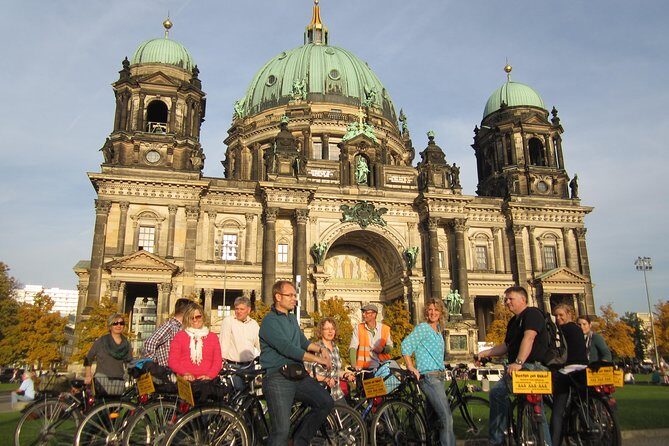 Berlin Highlights Sightseeing Bike Tour in Small Groups - Why Berlin’s Layout Makes This Bike Tour Work