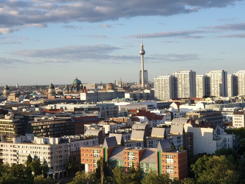 Berlin Historical Highlights Walking Tour - Tips to get the most out of this walk