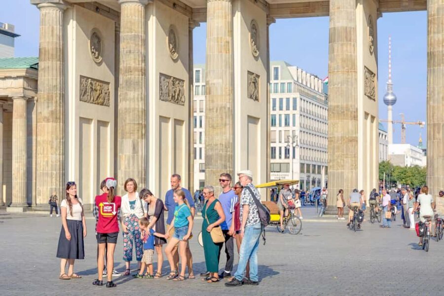 Berlin: Hop-On Hop-Off Sightseeing Bus with Boat Options - Audio Guide and Live Guides: Getting More from Every Stop