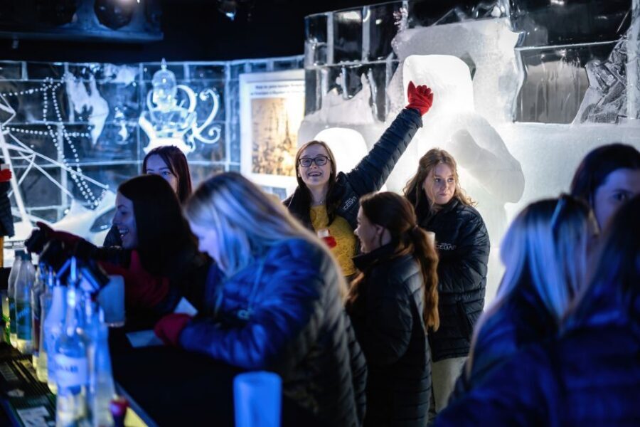Berlin: Icebar Entrance with Complimentary Drinks - Warm Lounge First: Welcome Drink and Cold-Weather Reset