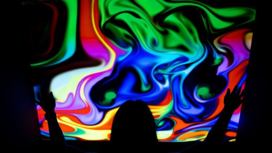Berlin: Interactive DeJa Vu Museum Entrance Ticket - Waiting times and room size: the one thing that can slow you down