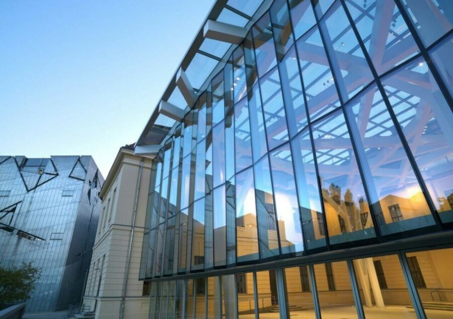 Berlin: Jewish Museum Berlin Entrance Ticket - App + Headphones: How to Make It Worth Your Focus