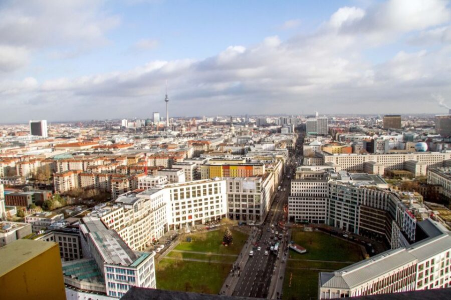 Berlin: Panoramapunkt Skip-the-Line Elevator Ticket - Panoramapunkt vs the TV Tower: you’re not buying the same thing