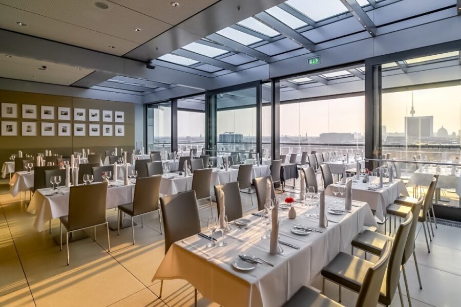 Berlin: Rooftop Dinner at the Käfer Restaurant Reichstag - Views at Night: The Part That Makes People Rebook