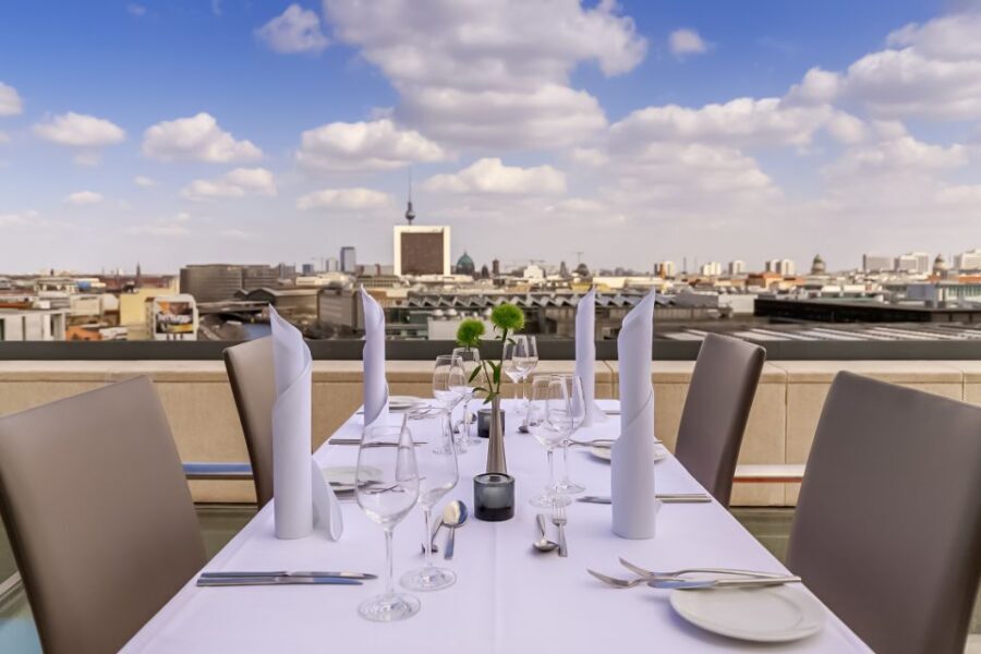 Berlin: Rooftop Lunch at the Reichstag's Käfer Restaurant - Key things I’d zero in on