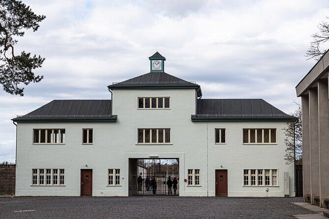 Berlin: Sachsenhausen Concentration Camp Memorial Tour - Getting There: Alexanderplatz to Sachsenhausen With Built-In Context