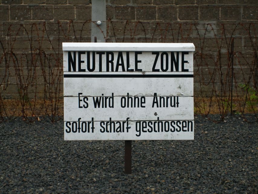 Berlin: Sachsenhausen Memorial 6-Hour Tour in Spanish - Why Sachsenhausen Matters: From Nazi Model Camp to Soviet Gulag