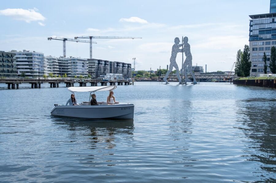 Berlin: Self-Drive Boat Tour - What to bring for a smooth, no-stress day on the Spree