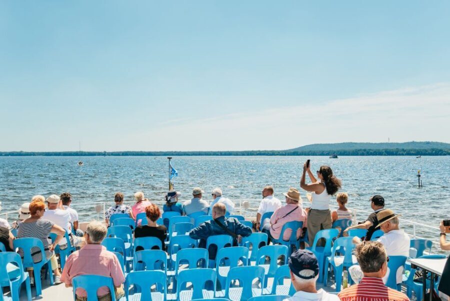 Berlin: Spree Boat Tour to Müggelsee - Reaching Müggelsee: Berlin’s largest lake at boat speed