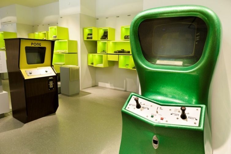 Berlin: Tickets to the Computer Games Museum - The “Try It Yourself” Part: Giant Joystick, PainStation, and Controllers
