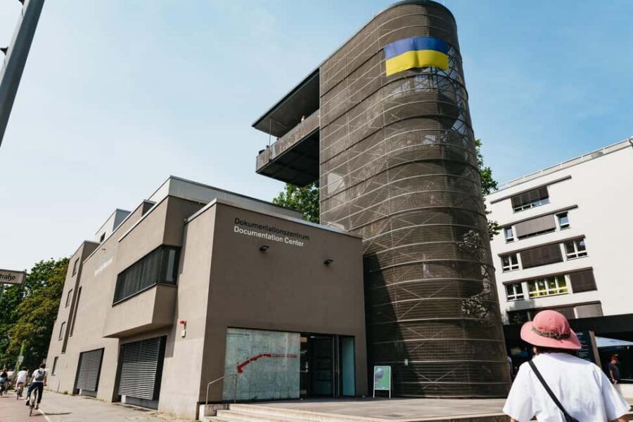 Berlin: Wall Tour – Fates, Love Stories, and Heroes - Price and value: $282 per group up to 10
