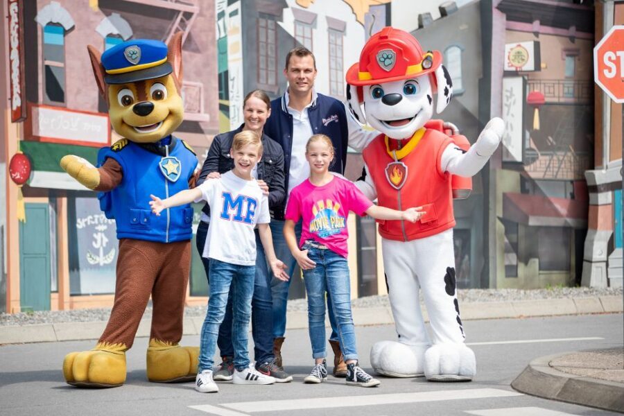 Bottrop: Movie Park Full-Day Admission Ticket - October Halloween at Movie Park: what’s included and what’s extra