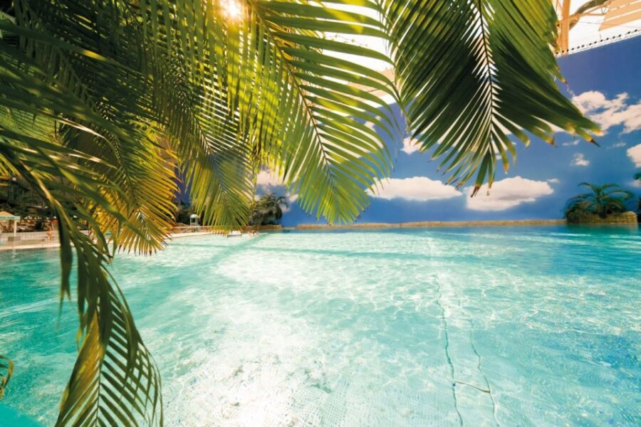 Brandenburg: Tropical Islands Resort Day Ticket - Kids care at Tropino club: why it changes the day