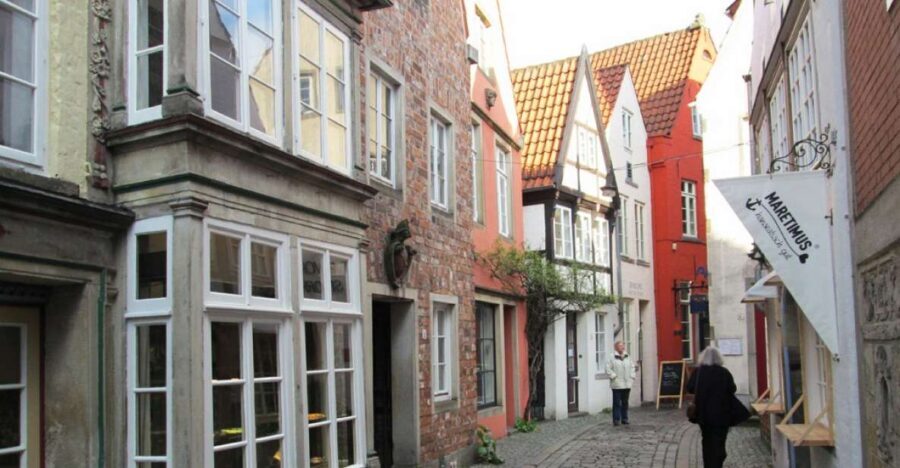 Bremen: Walking Tour of Historic Schnoor District - Why Schnoor’s alleys work so well in 60 minutes