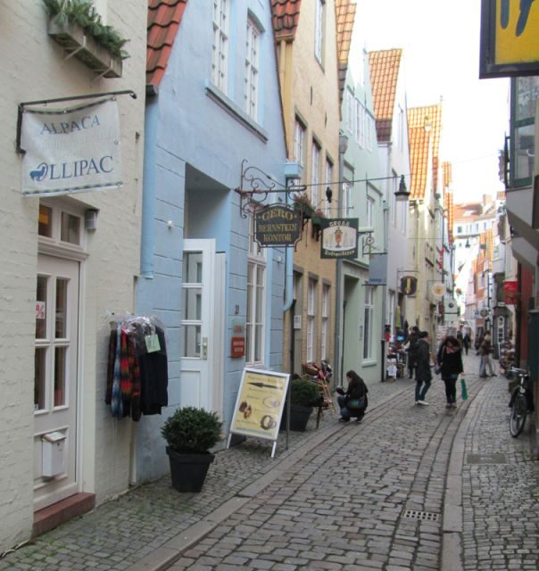 Bremen: Walking Tour of Historic Schnoor District - St. John’s Church and the Franciscan edge of Schnoor