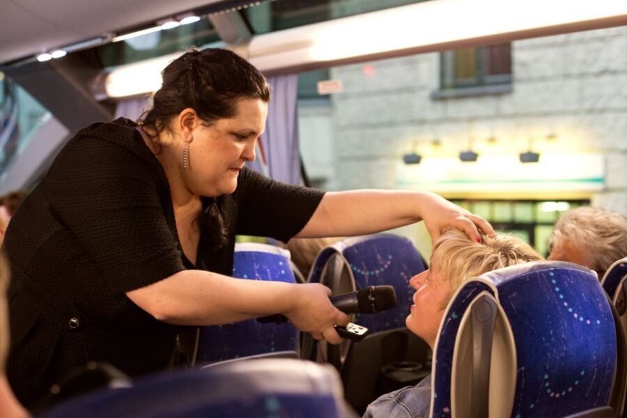 Cologne: 1.5-Hour Comedy Bus Tour - Who This Cologne Comedy Bus Tour Is Best For