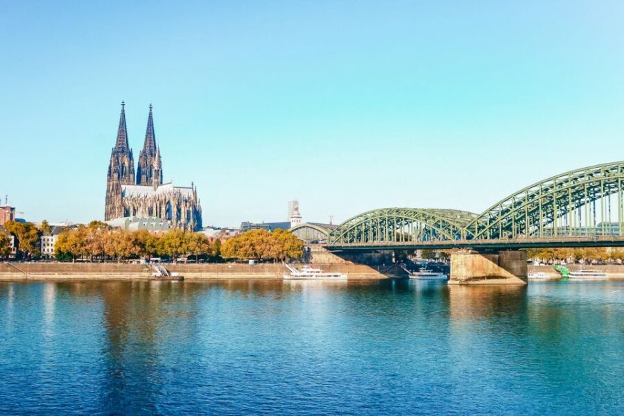 Cologne: 3-Hour Harbor Tour Cruise - Why a harbor cruise makes Cologne feel real