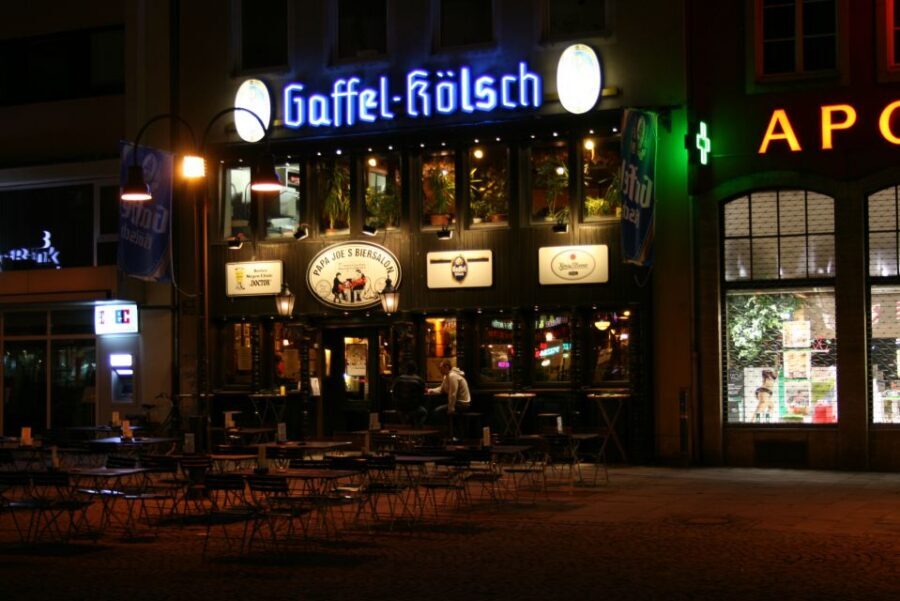 Cologne: Brewery Tour with Beer Tasting and Halven Hahn - The Kölsch varieties: what you’re tasting (and why it’s not just drinking)