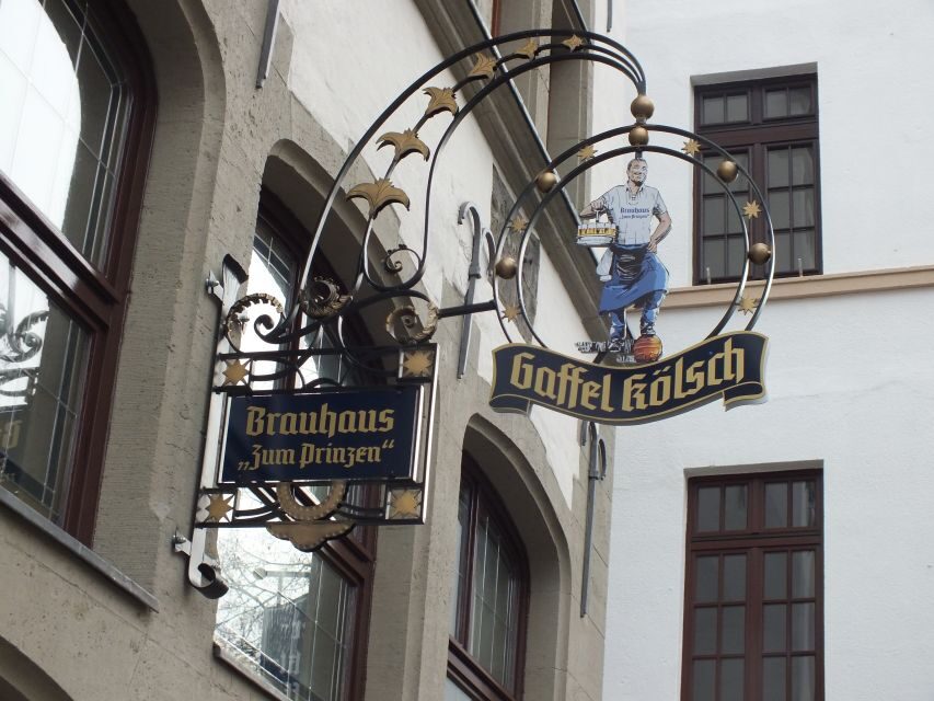 Cologne: Brewery Tour with Beer Tasting and Halven Hahn - Tour pace and what you should wear or bring