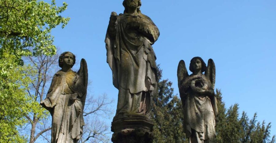Cologne: Melaten Cemetery Life, Love and Death Tour - The ornate tomb trail: what you’ll learn about prominent Cologne figures