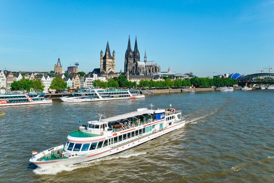 Cologne: Panoramic City Cruise - Timing Matters: Daylight, Sunset, and That One-Hour Sweet Spot