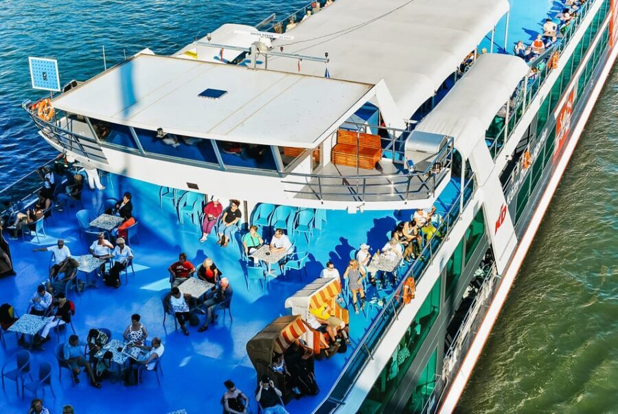 Cologne: Panoramic City Cruise - Getting There: Piers 3 and 7, and the QR Code Check