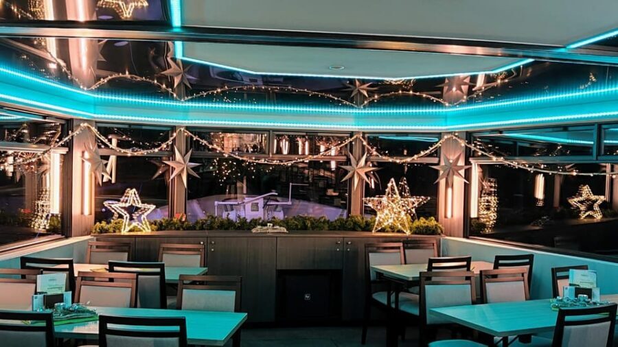 Cologne: Rhine River Winter Cruise with Festive Music - Glühwein, Coffee, and Hot Chocolate: What’s Available (and What Costs Extra)