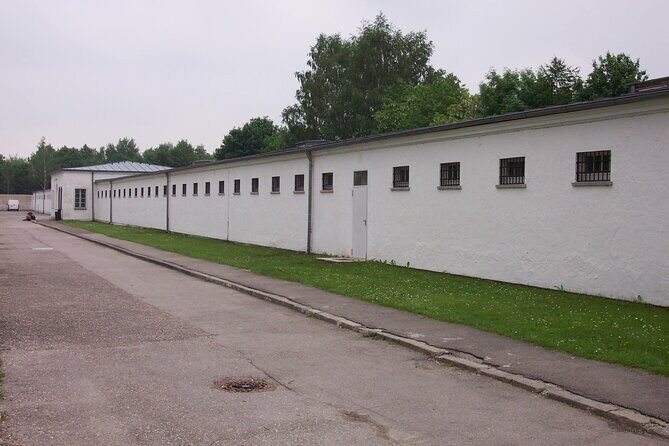 Dachau Concentration Camp Memorial Tour with Train from Munich - Timing, pacing, and what 5 hours really feels like