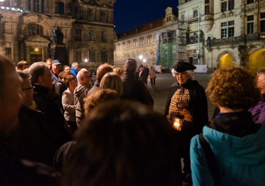 Dresden: 1-Day Hop-On-Hop-Off Bus Tour - Making sense of audio: languages, volume, and headset reality