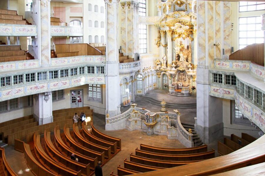 Dresden: Church of Our Lady Guided Tour of Gallery - The 2005 restoration: why that date keeps coming up