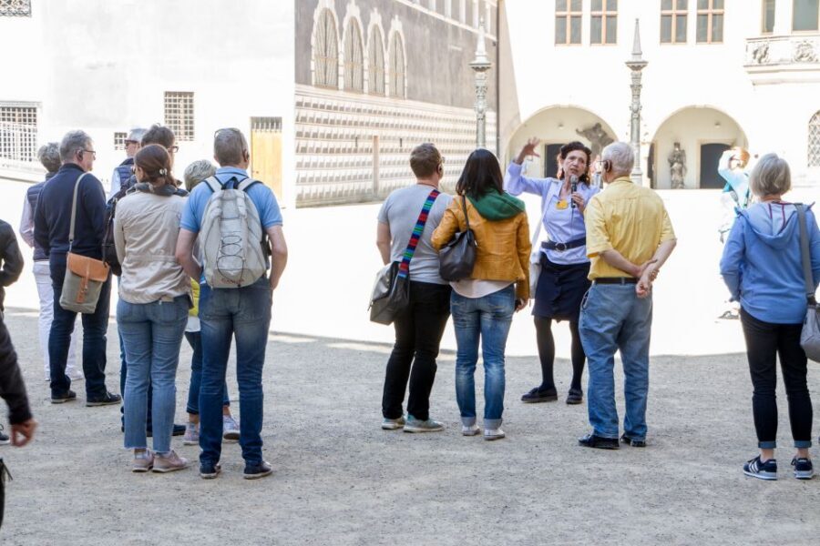 Dresden: Complete Walking Tour with Frauenkirche Visit - Key highlights at a glance