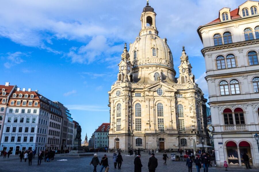 Dresden: Complete Walking Tour with Frauenkirche Visit - Meeting Neumarkt at 10:30 and why the headsets matter