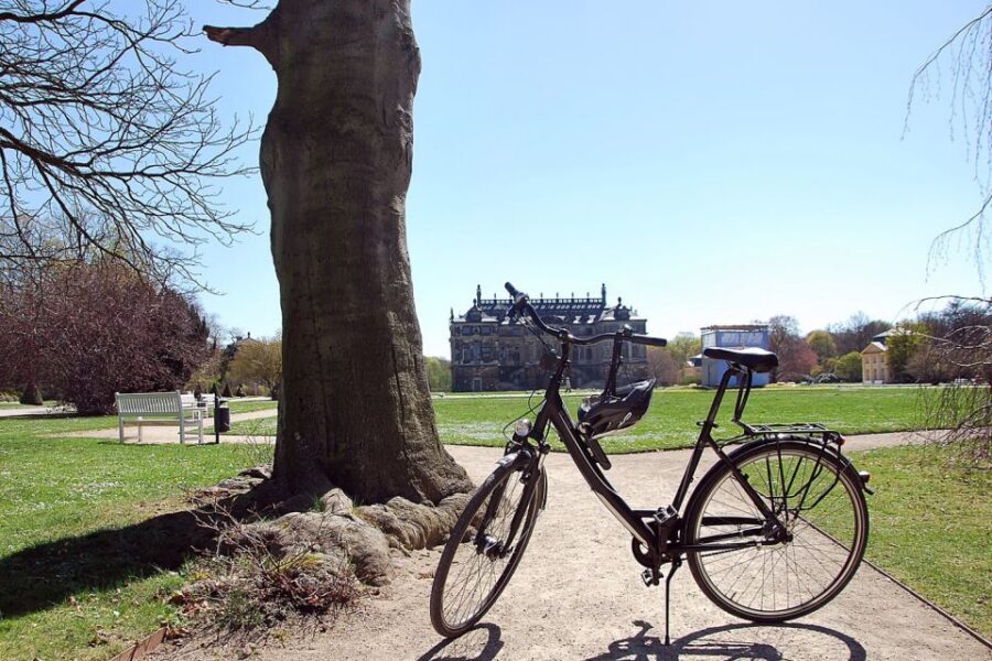 Dresden: Guided City Tour by Bike - Meeting Dresden Information at the Frauenkirche (Basement Start)