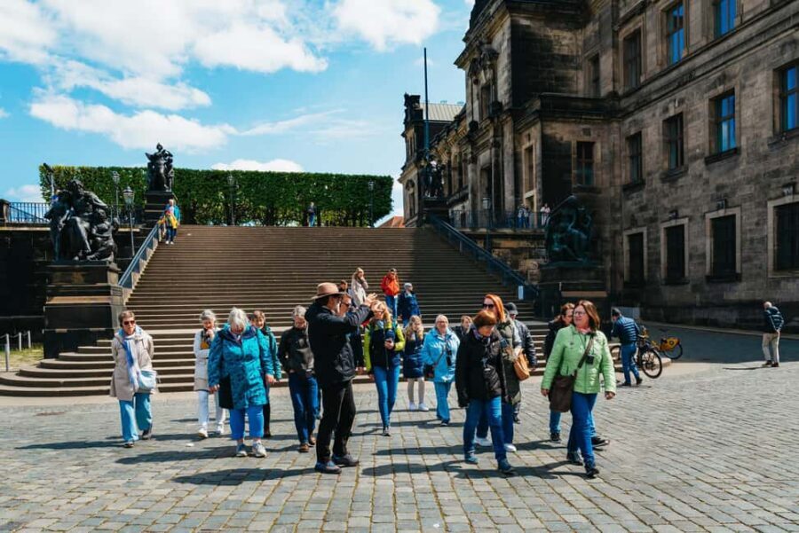Dresden: Guided City Walk - Semperoper: Baroque grandeur with modern meaning
