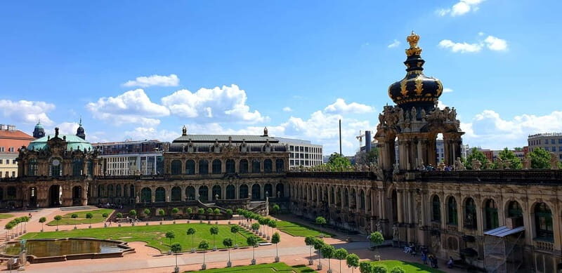 Dresden: Guided Walking Tour and Chocolate Museum Ticket - Transition to the Chocolate Museum: Go When You’re Ready